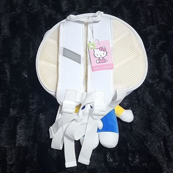 Sanrio Hello Kitty 3D Mini Backpack - Picture 4 of 5